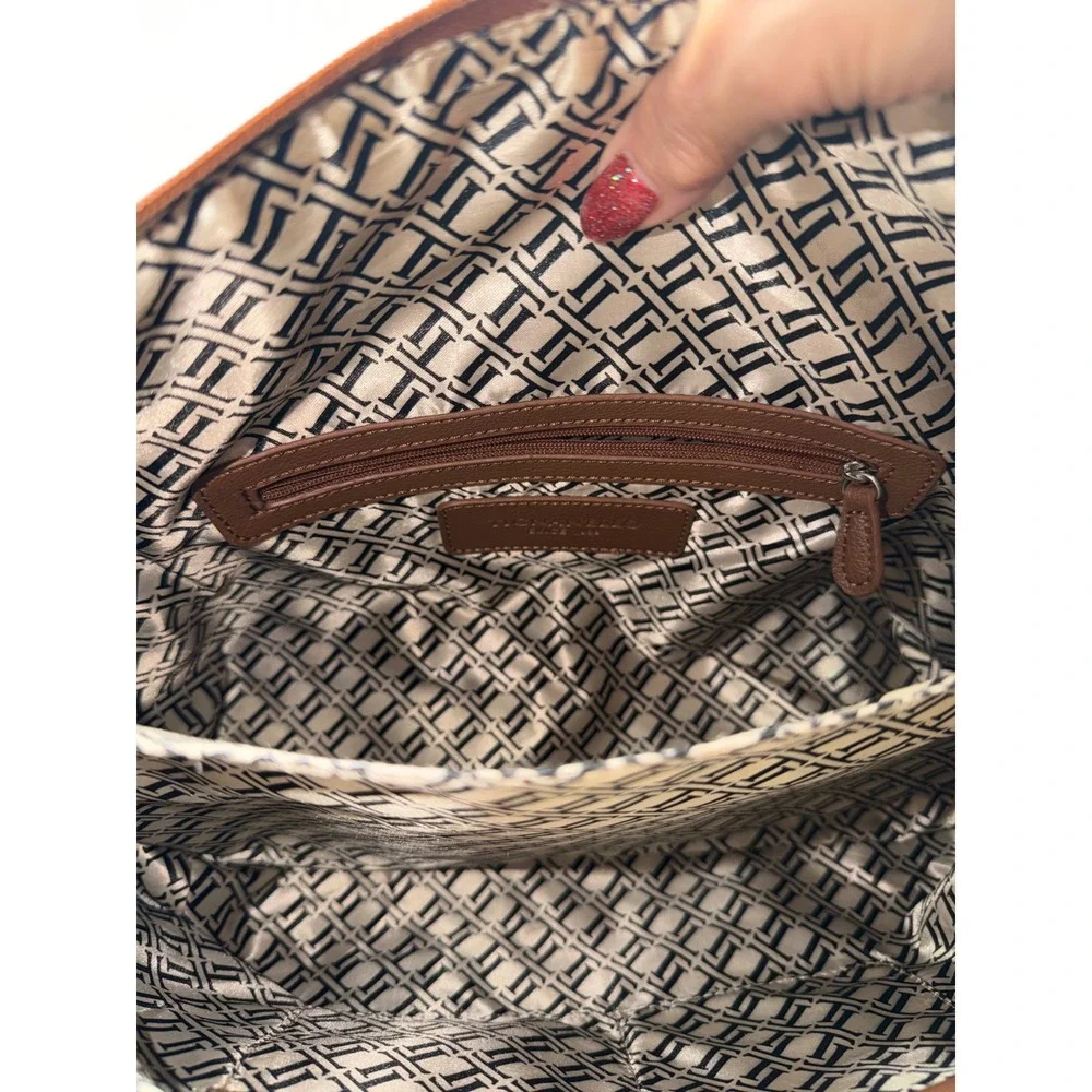 Tignanello Leather Satchel Handbag Brown Black Two Tone Pebbled Zip Top Bag